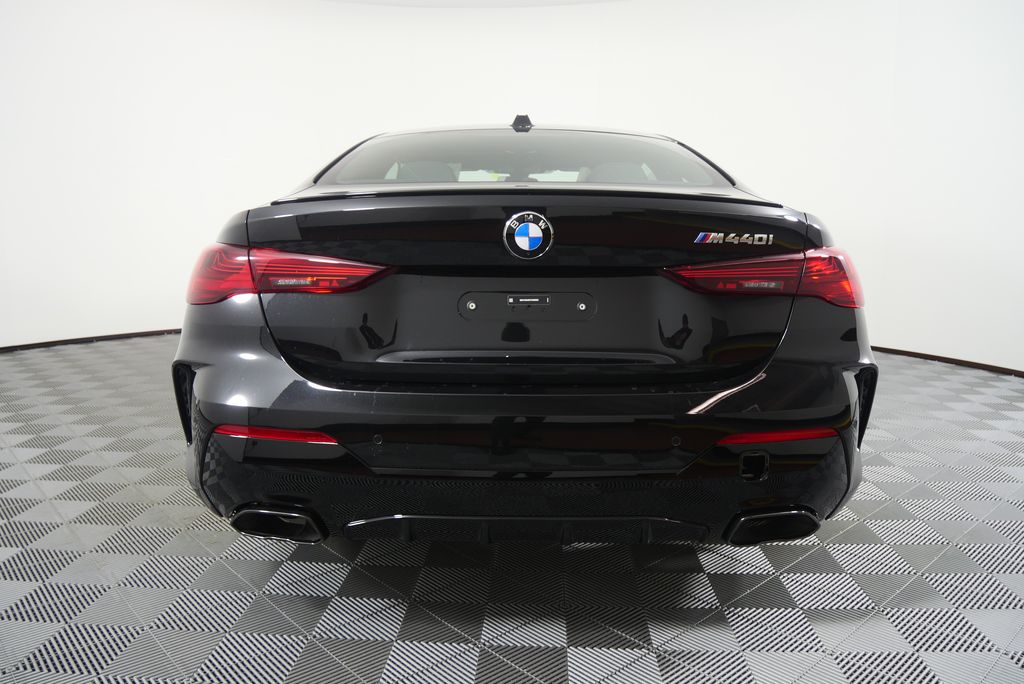 Thumbnail: 2026 BMW 4 Series - 5