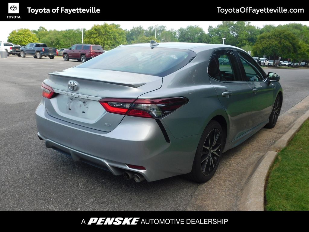 Thumbnail: 2024 Toyota Camry - 10