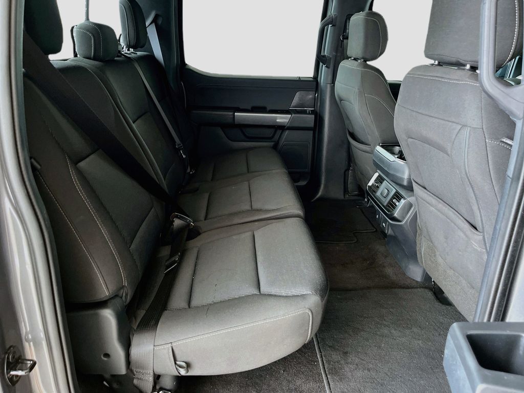 Used 2021 Gray Ford XLT image 28