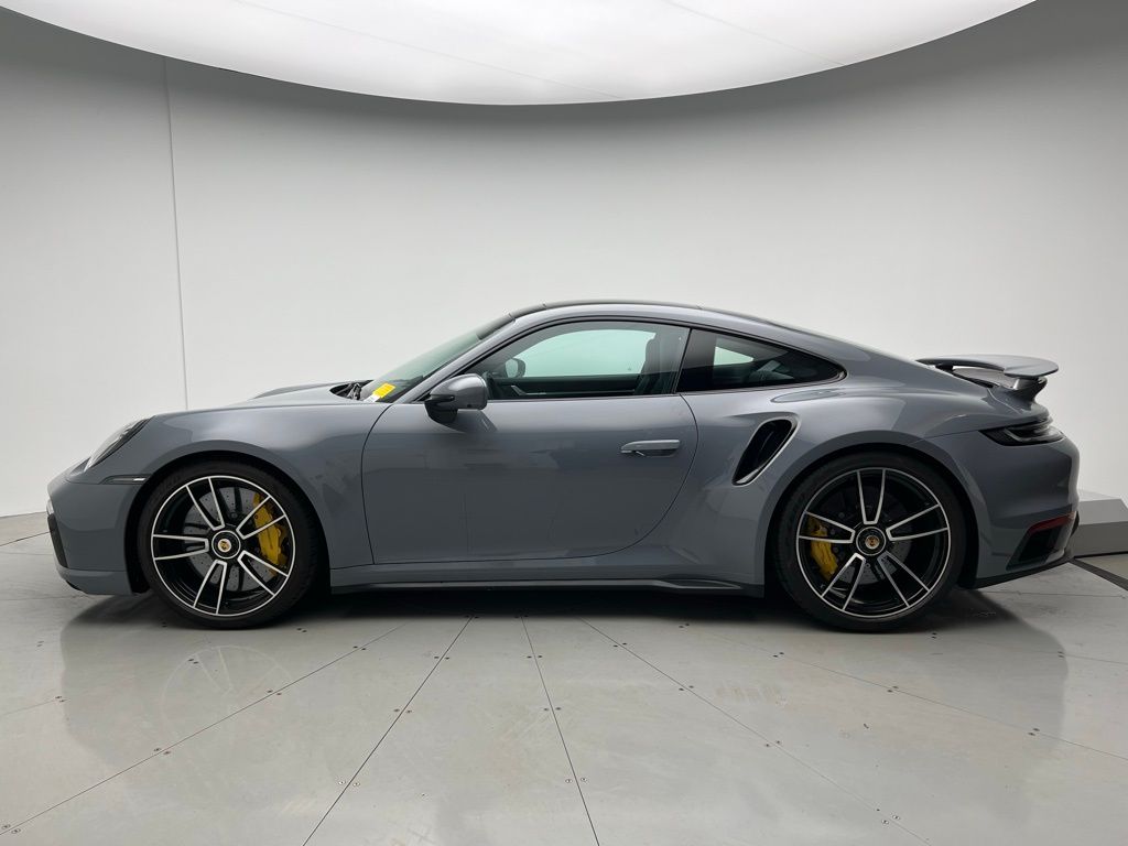 2024 Porsche 911 Turbo S 2