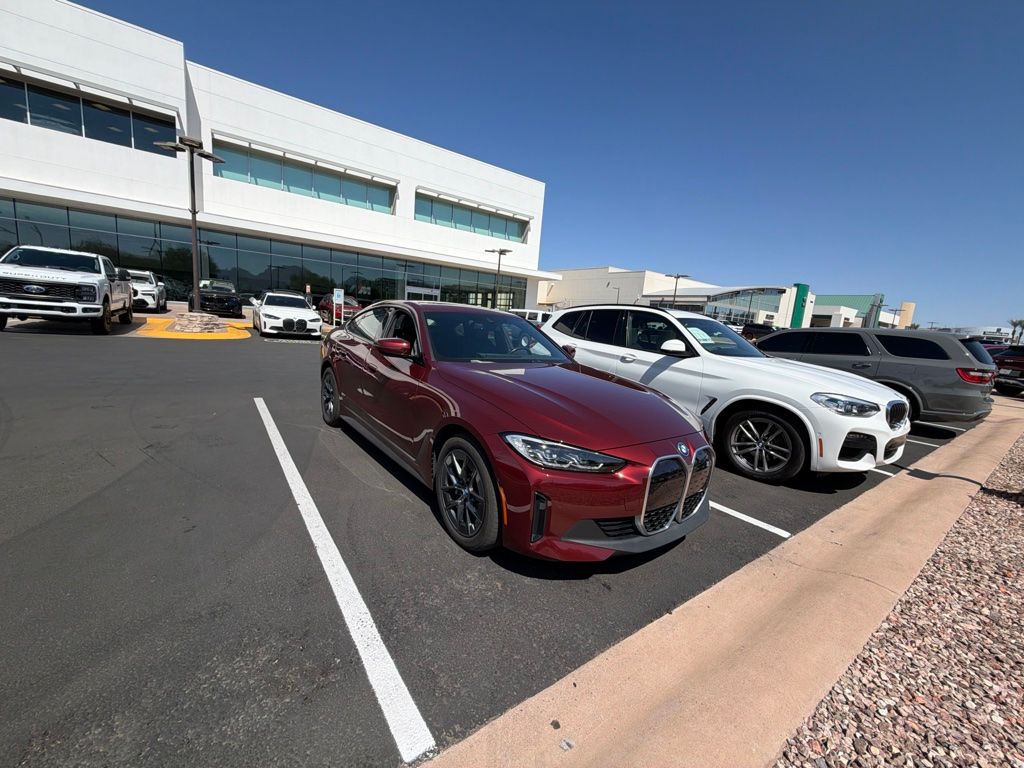 Thumbnail: 2023 BMW i4 - 3
