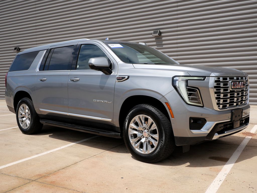 2025 GMC Yukon XL Denali 