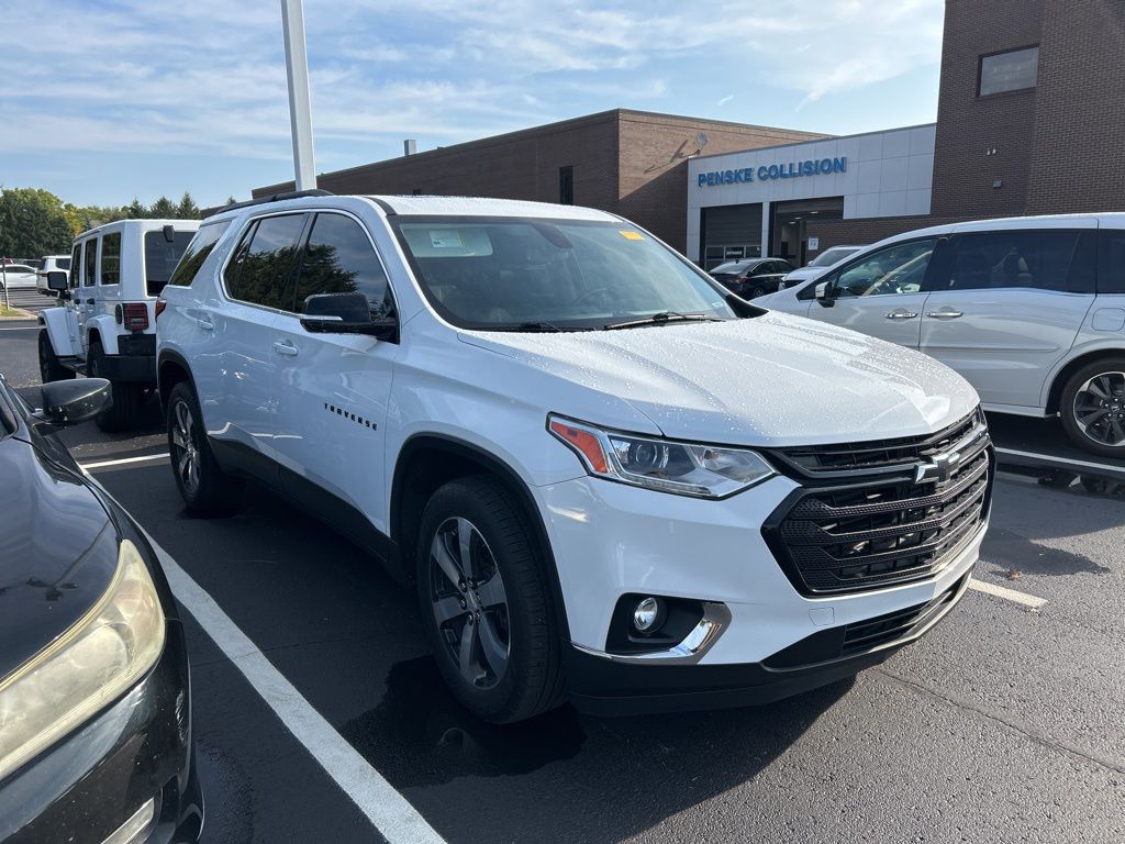 Thumbnail: 2019 Chevrolet Traverse - 4