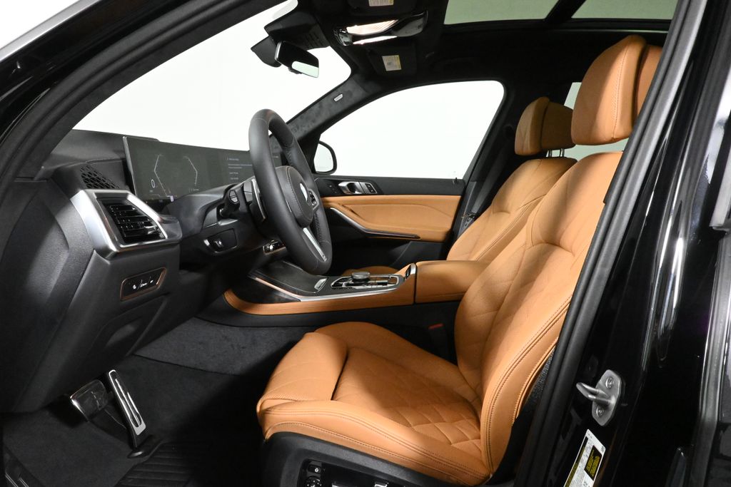 Thumbnail: 2026 BMW X7 - 3