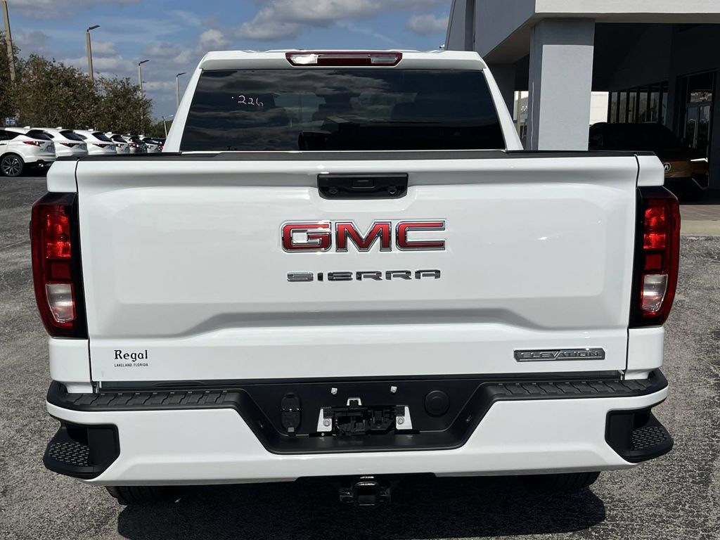 2024 GMC Sierra 1500 Elevation 3