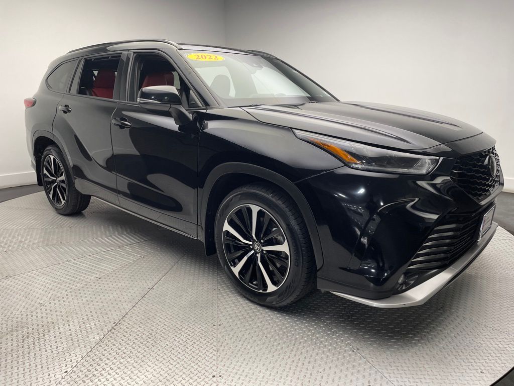 2022 Toyota Highlander XSE 3