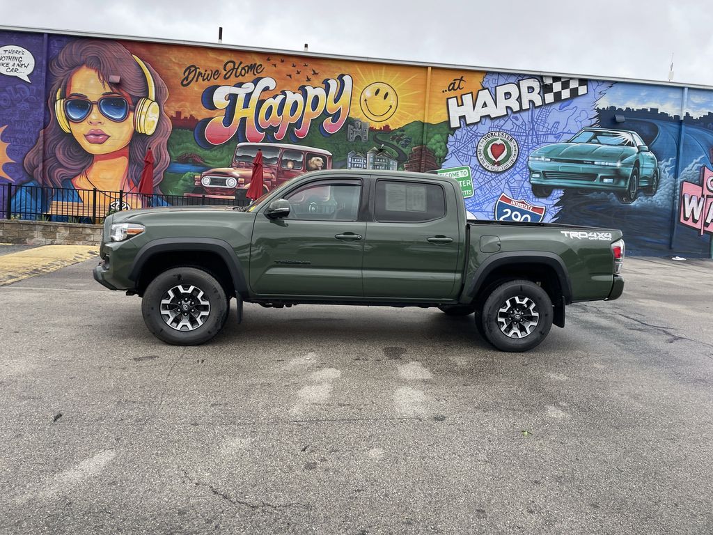 2021 Toyota Tacoma TRD Off Road - Photo 2