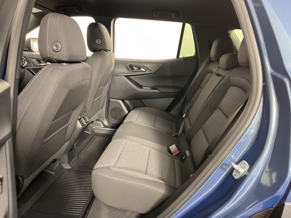 Thumbnail: 2026 Chevrolet Equinox - 8