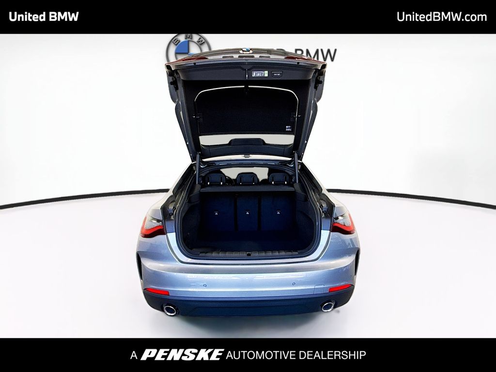 Thumbnail: 2026 BMW 4 Series - 14