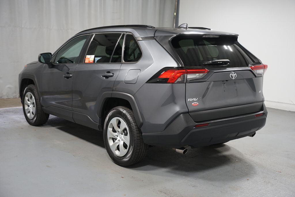 Thumbnail: 2021 Toyota RAV4 - 6