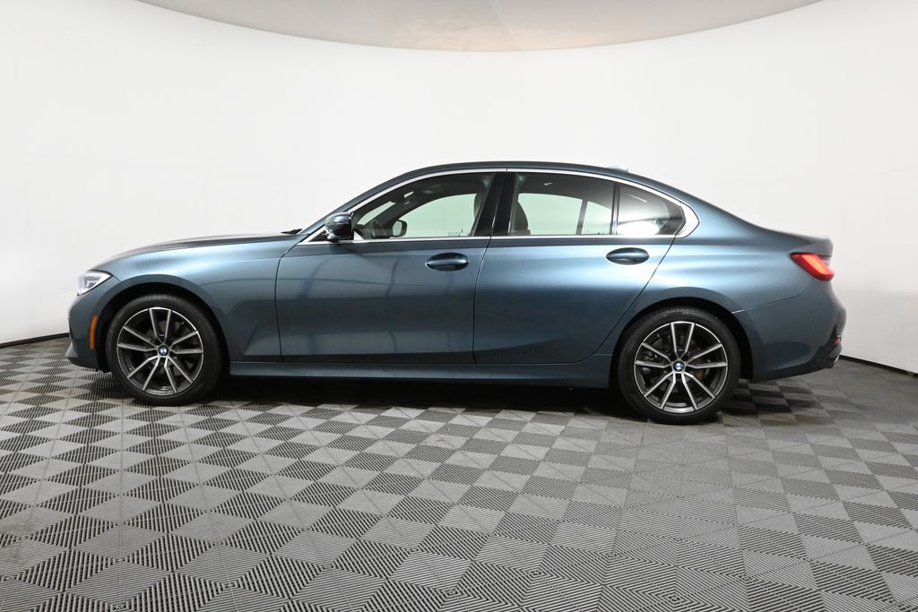 Thumbnail: 2021 BMW 3 Series - 2
