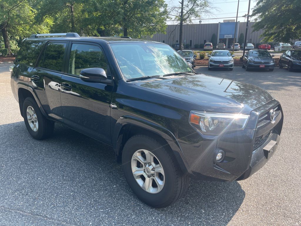 2023 Toyota 4Runner SR5 Premium 17