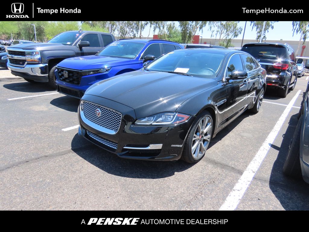 2017 Jaguar XJ XJL Portfolio Hero Image