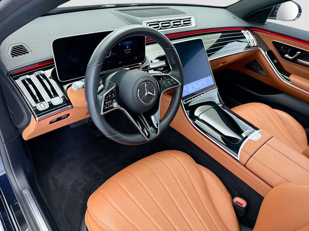 Thumbnail: 2023 Mercedes-Benz S-Class - 9
