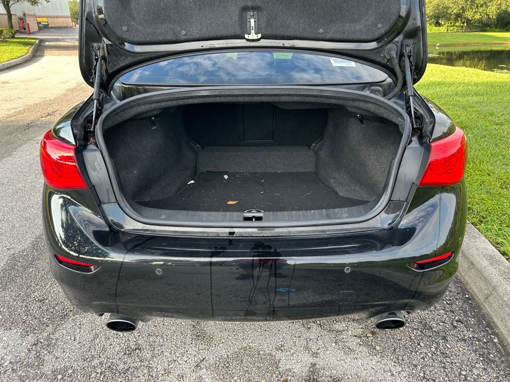 Thumbnail: 2017 INFINITI Q50 - 10