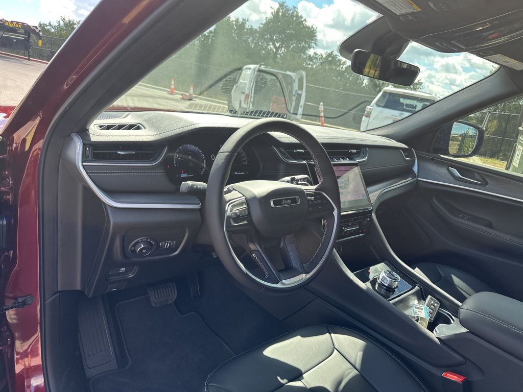New Car 2025 Jeep Grand Cherokee  Limited For Sale Under $50,000 In Austin, Texas