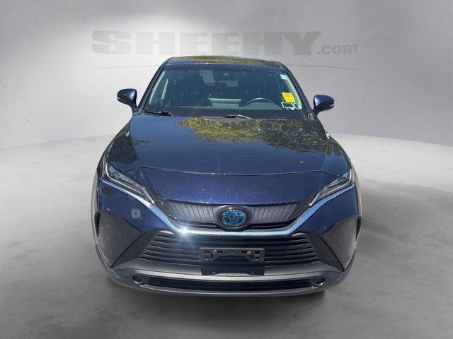 Used 2021  Toyota LE image 16