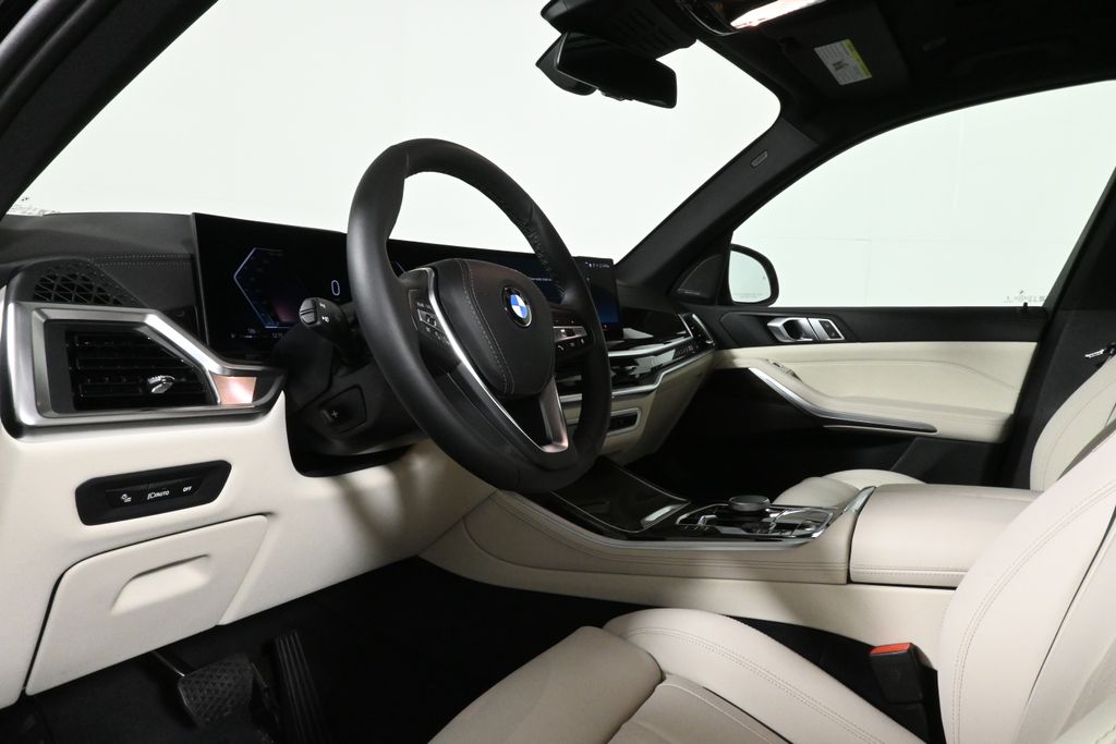 2025 BMW X5 xDrive40i 14