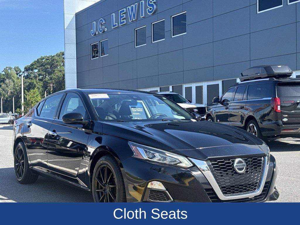 2021 Nissan Altima SV FWD