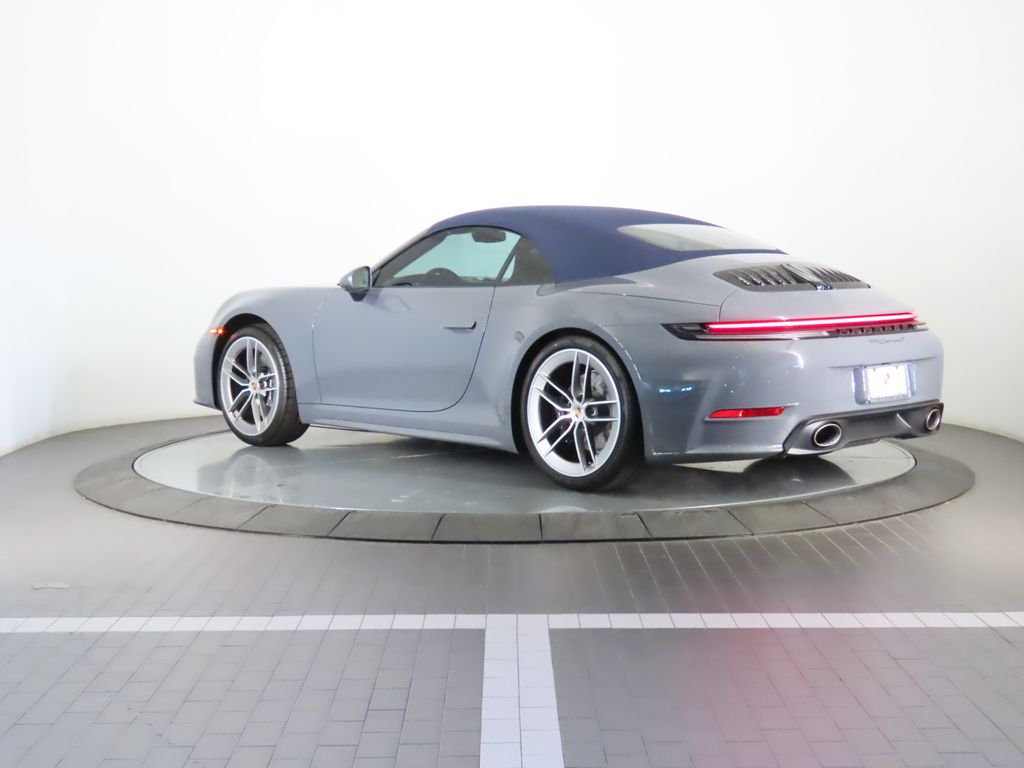 Thumbnail: 2025 Porsche 911 - 3