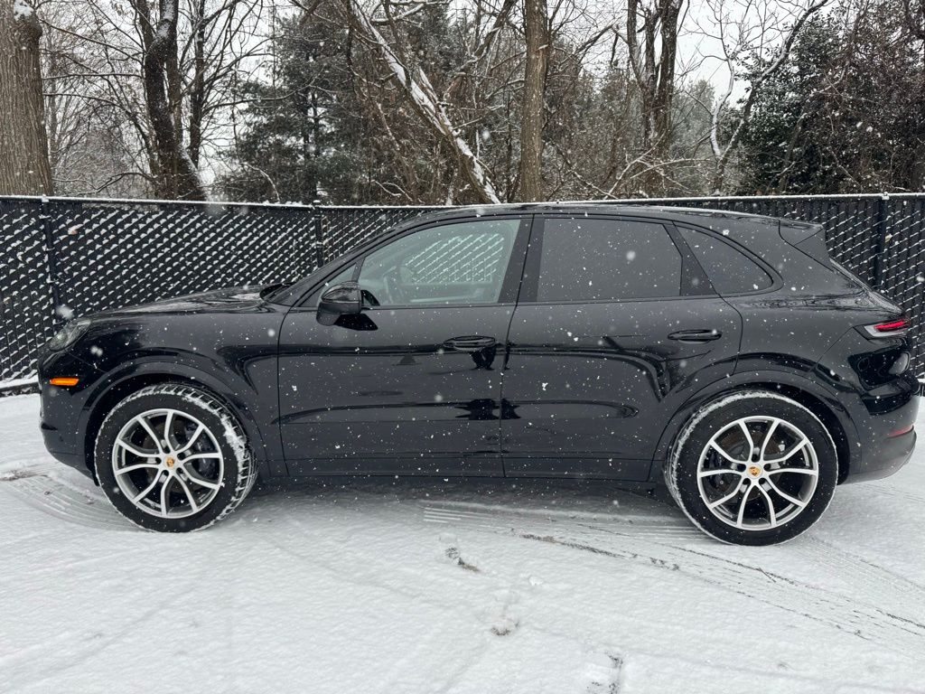 2024 Porsche Cayenne  2