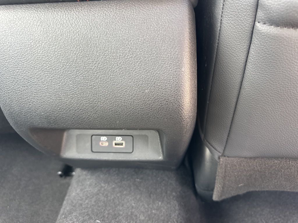 2022 Gun Metallic Nissan Altima 2.5 SR FWD Sedan