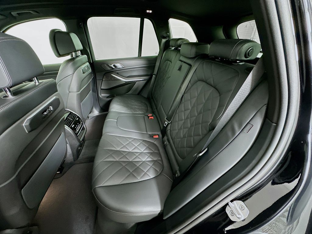 2026 BMW X5 sDrive40i 17