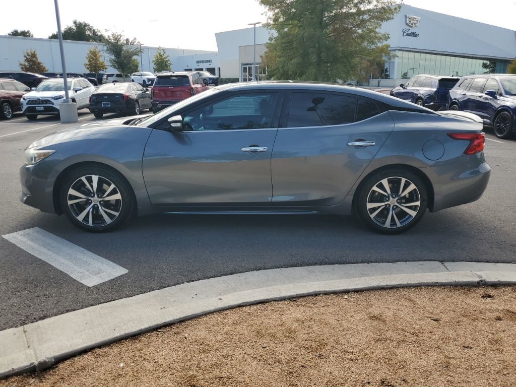 Used Car 2017 Nissan Maxima  Platinum For Sale Under $15,000 In Austin, Texas