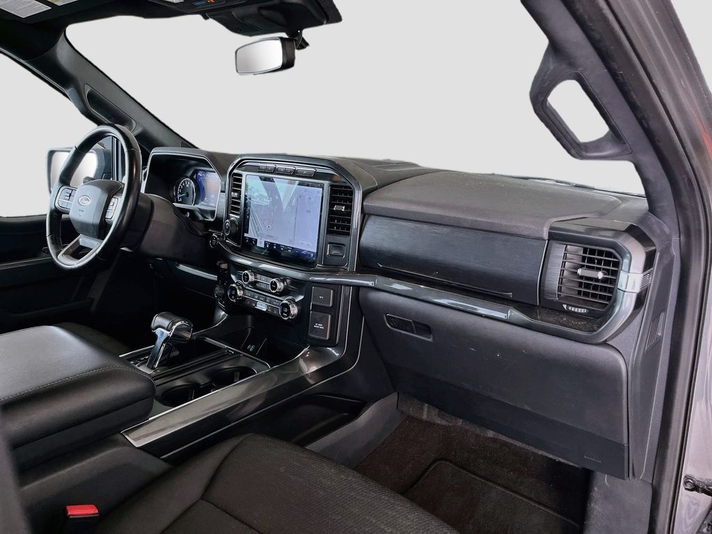 Used 2021 Gray Ford XLT image 30