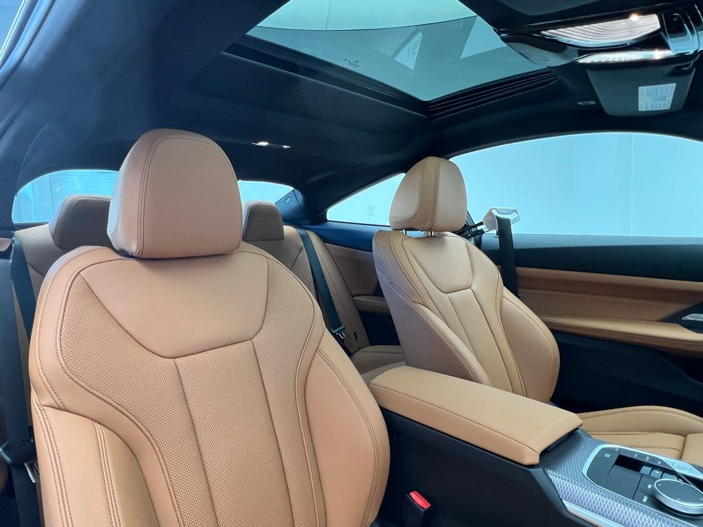 2026 BMW 4 Series M440i xDrive 8