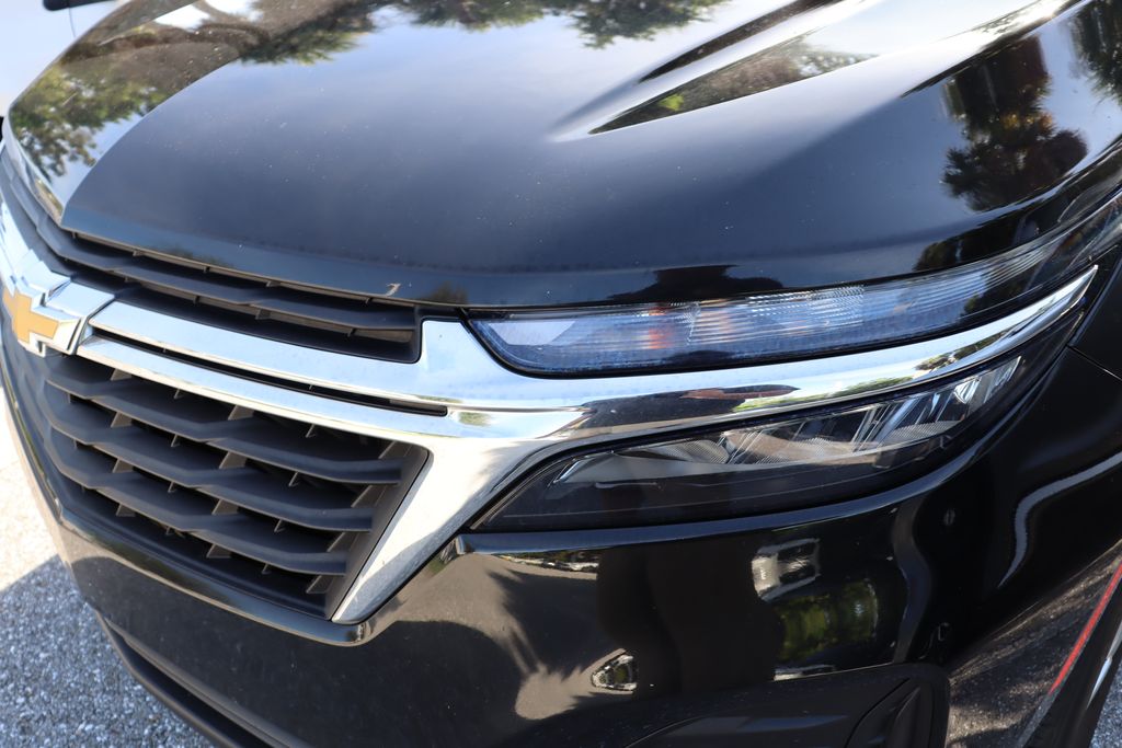 Thumbnail: 2023 Chevrolet Equinox - 3