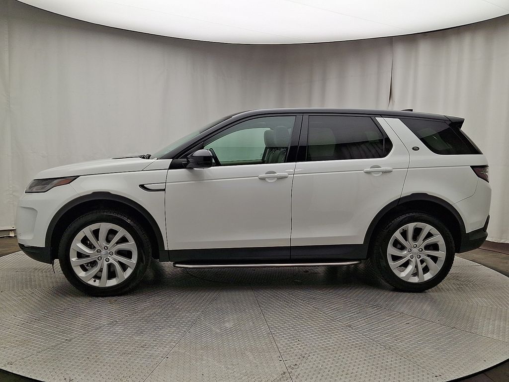 Thumbnail: 2023 Land Rover Discovery Sport - 7