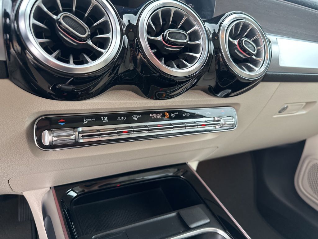 Used Car 2023 Mercedes-benz Glb  Glb 250 For Sale Under $35,000 In Austin, Texas