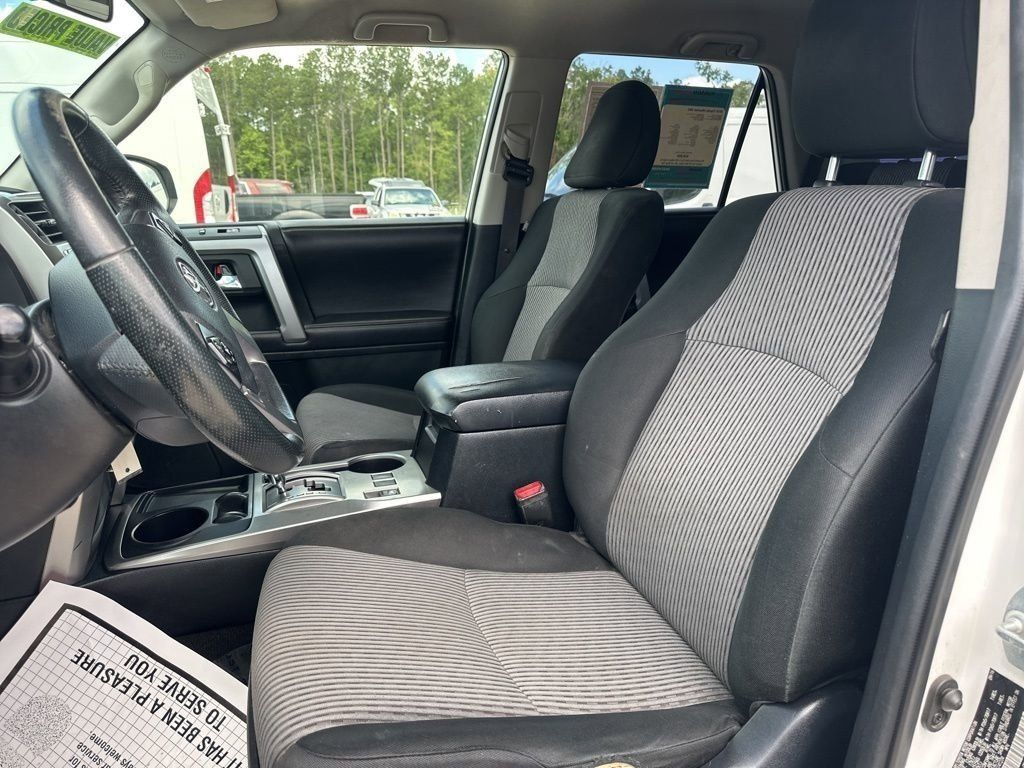 2016 Super White Toyota 4Runner SR5 RWD SUV