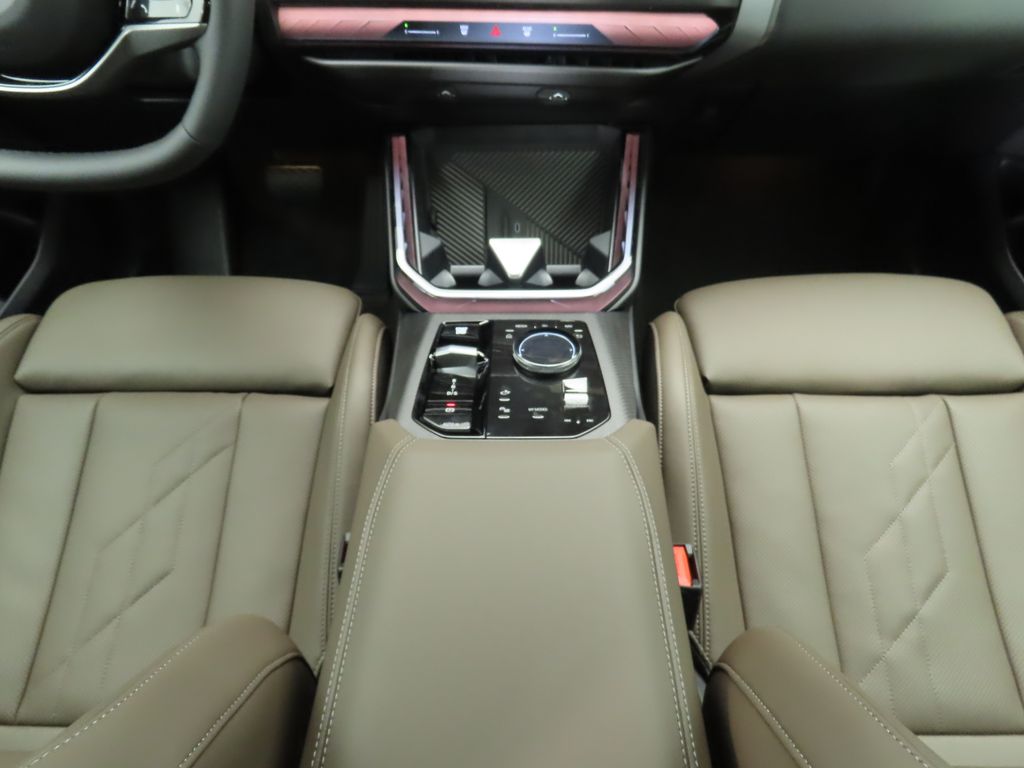 Thumbnail: 2026 BMW X3 - 16