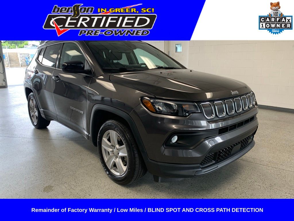 Gray (Granite Crystal Metallic Clearcoat) 2022 Jeep Compass SUV / Crossover Front-Wheel Drive 6-Speed Automatic