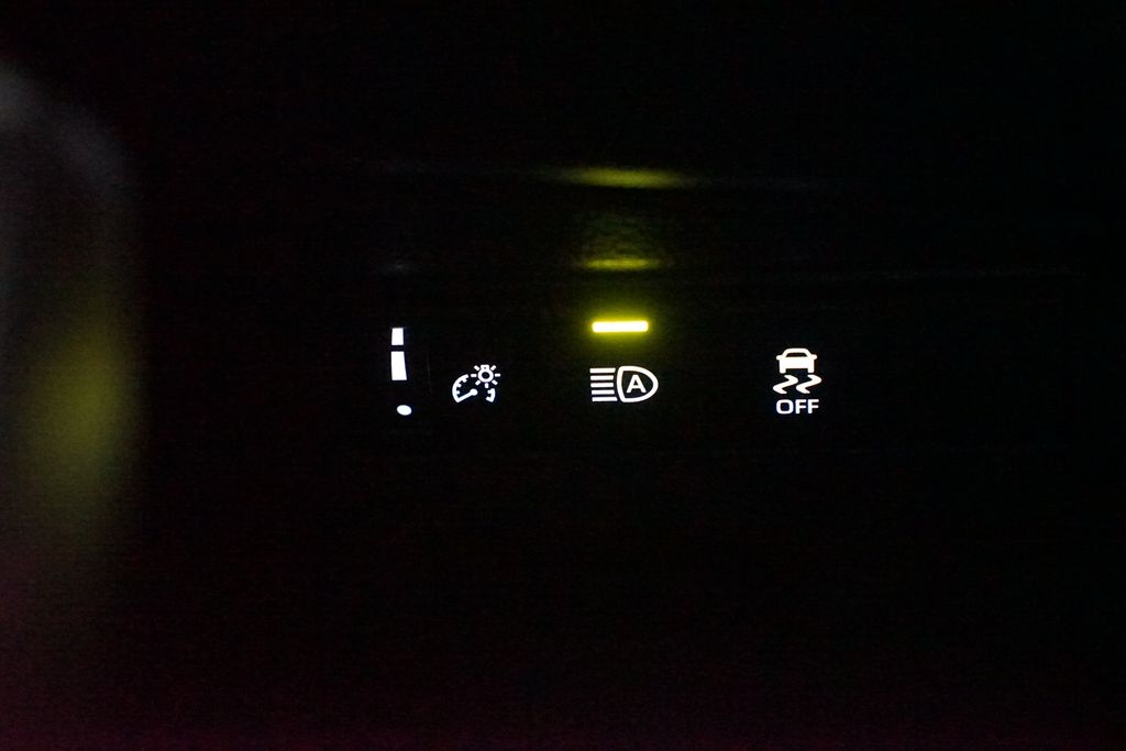 Thumbnail: 2026 Toyota Corolla Cross - 21