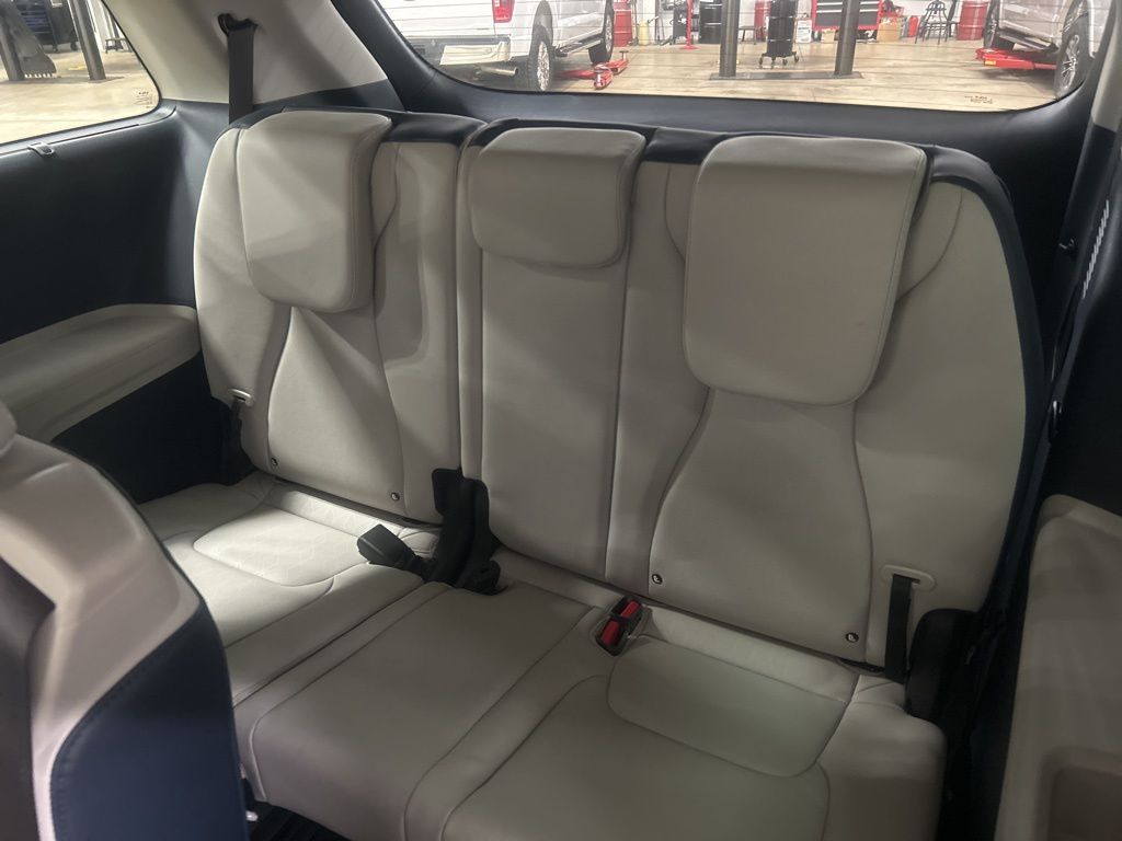 new 2026 Kia Carnival Hybrid car, priced at $43,885