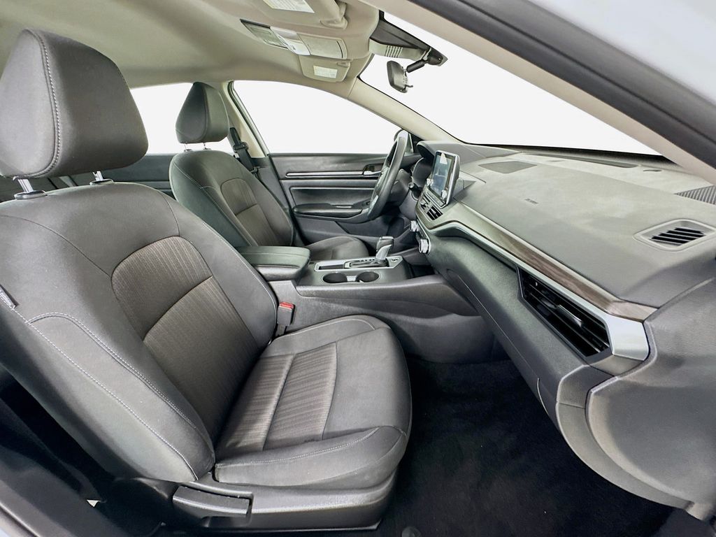 Used Car 2025 Nissan Altima  2.5 Sv For Sale Under $20,000 In Austin, Texas