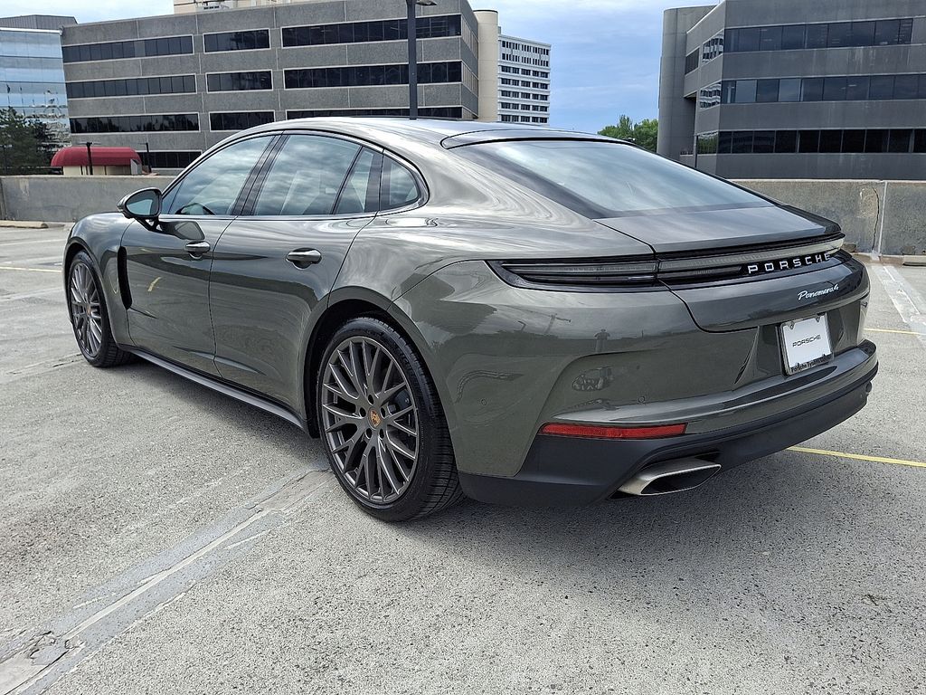 Thumbnail: 2025 Porsche Panamera - 3