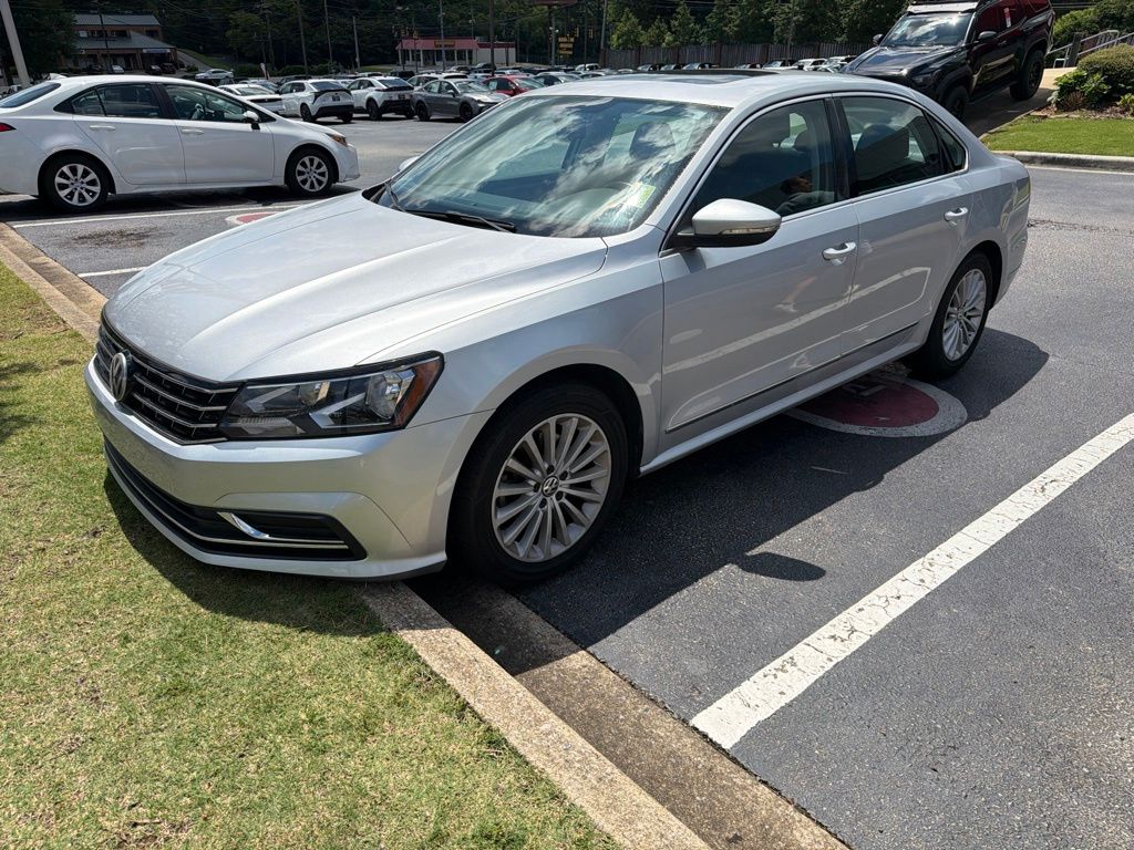 Reflex Silver Metallic 2016 Volkswagen Passat Sedan Front-Wheel Drive 6-Speed Automatic