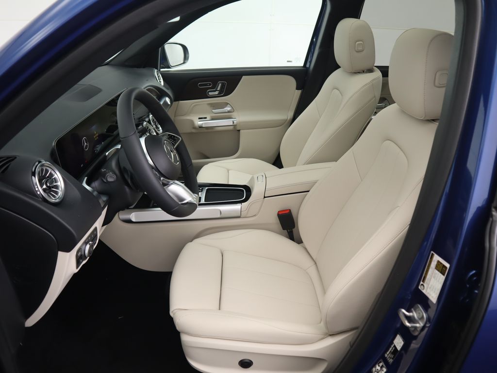 Thumbnail: 2026 Mercedes-Benz GLB - 21