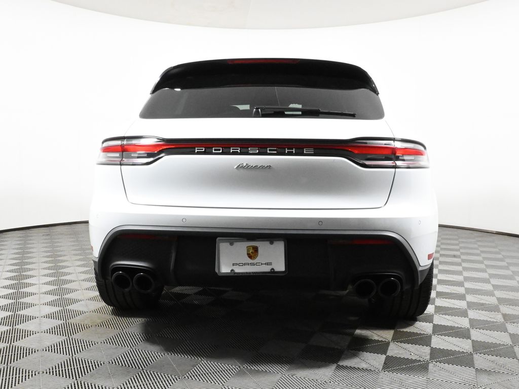 2024 Porsche Macan  6