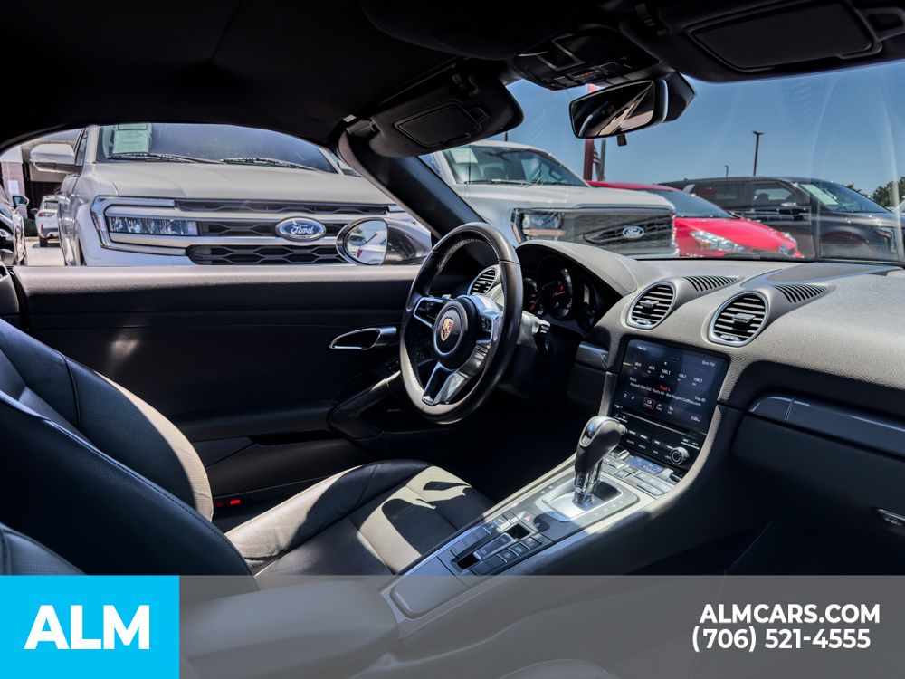 Used 2019 Grey Porsche Base image 20