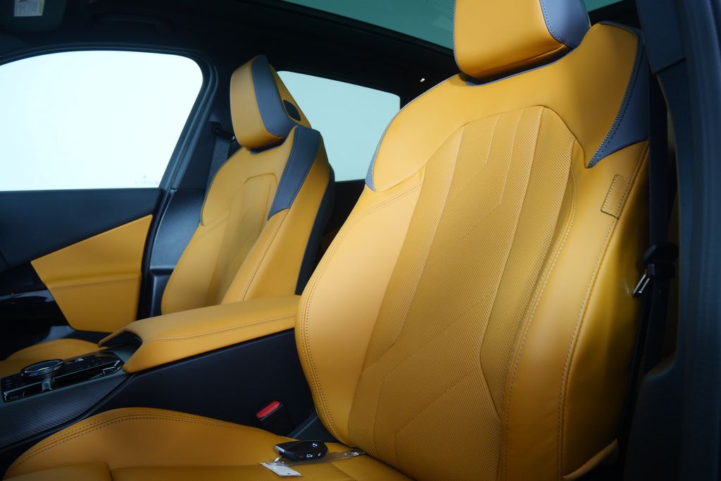 Thumbnail: 2026 BMW X3 - 11