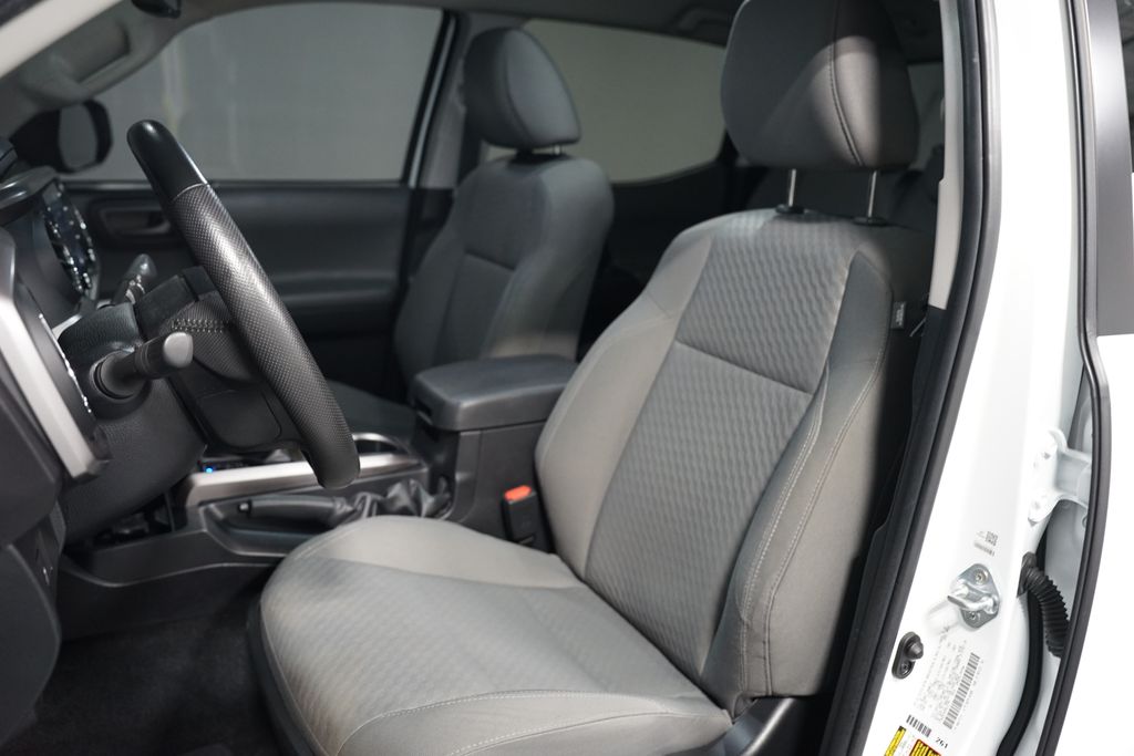 Thumbnail: 2023 Toyota Tacoma - 27