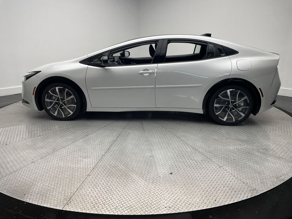 Thumbnail: 2025 Toyota Prius - 8