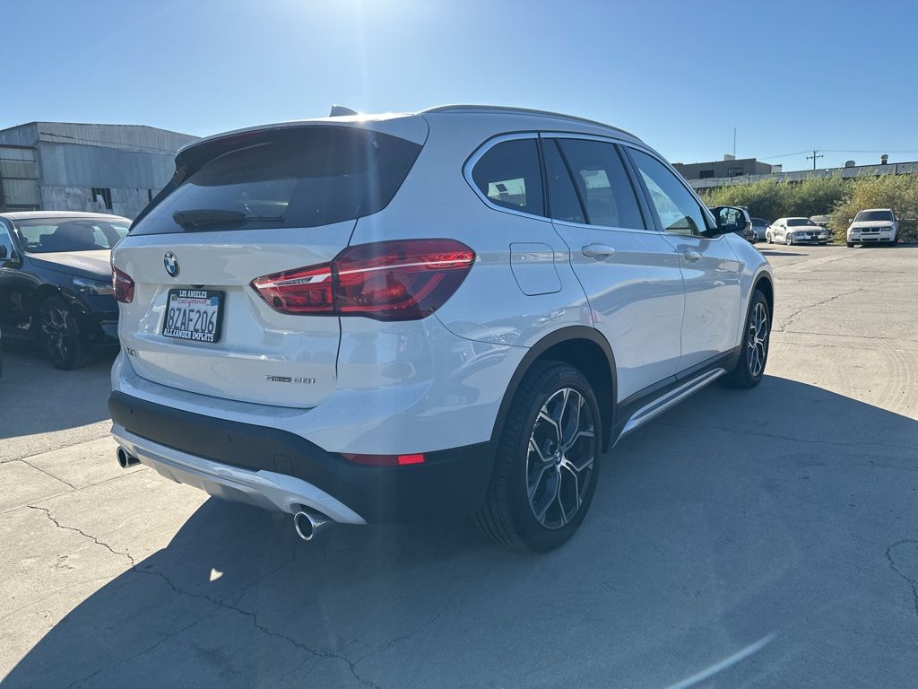 2021 BMW X1 sDrive28i 3