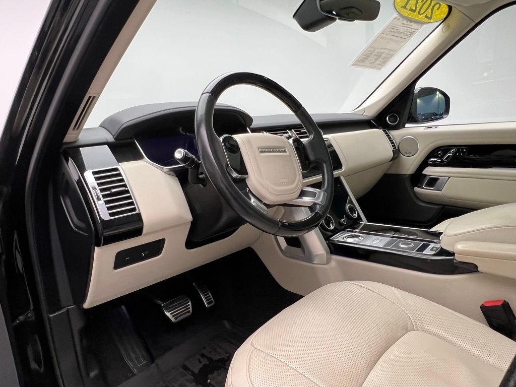 Thumbnail: 2021 Land Rover Range Rover - 22