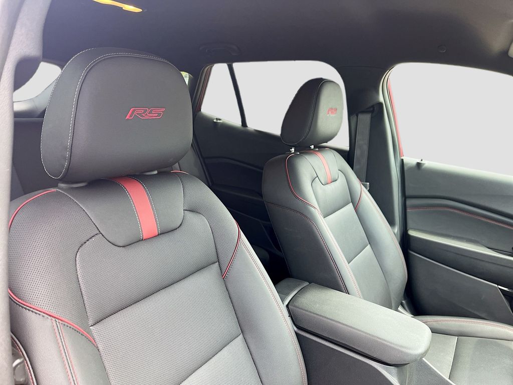 Used 2024 Red Chevrolet 2RS image 26